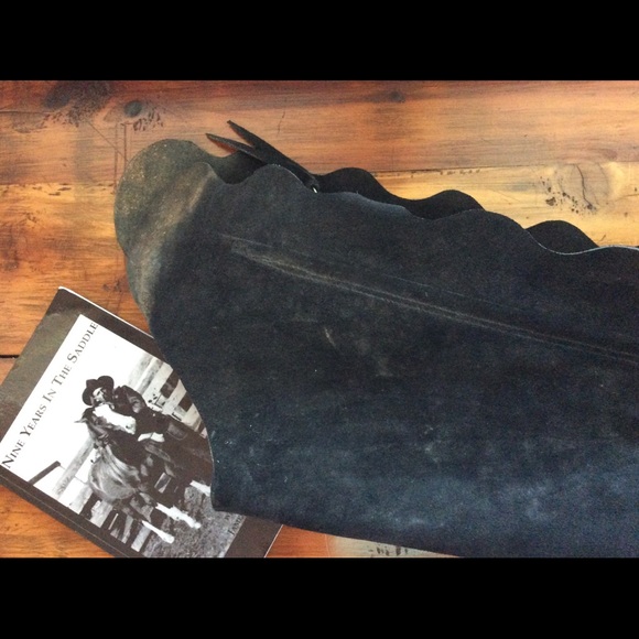Black suede leather ladies chaps 🍒FREE SHIPPING🍒 - Picture 6 of 10